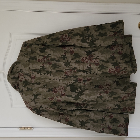 Camouflage green jacket - Picture 5 of 6